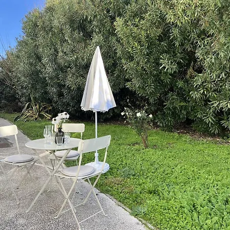 Provence Au Lavandou Apartment *